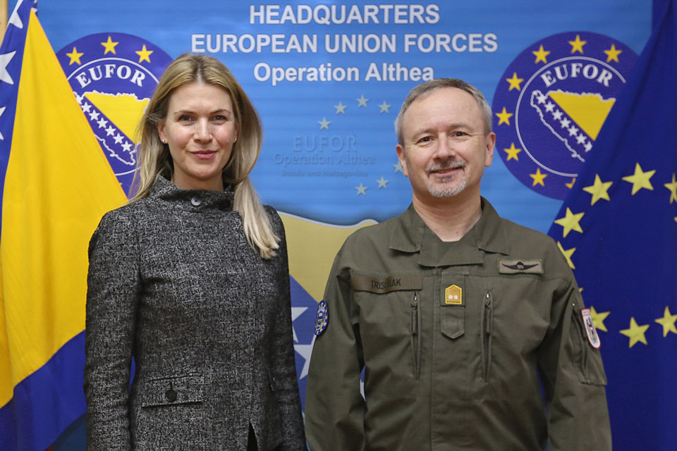 Swedish Ambassador visits Camp Butmir