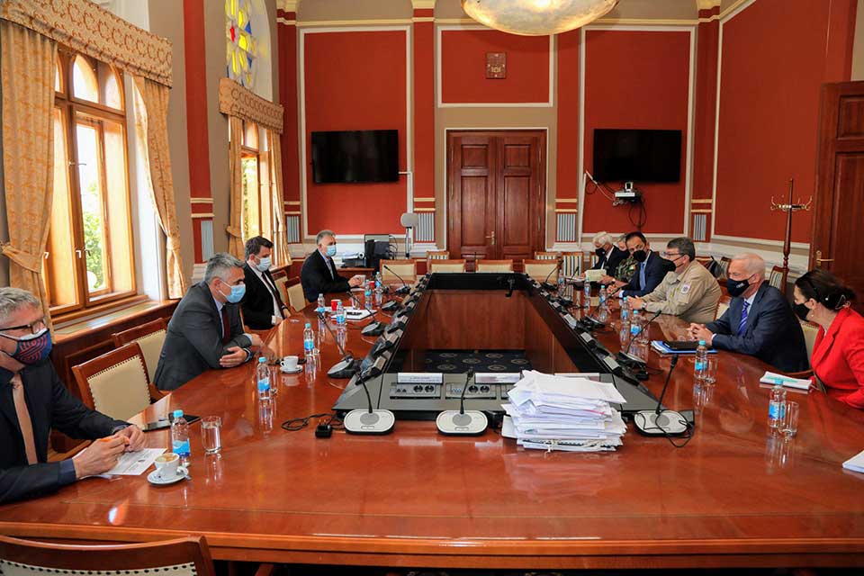 COMEUFOR meeting with representatives of executive and legislative powers of Brčko District in the City Hall