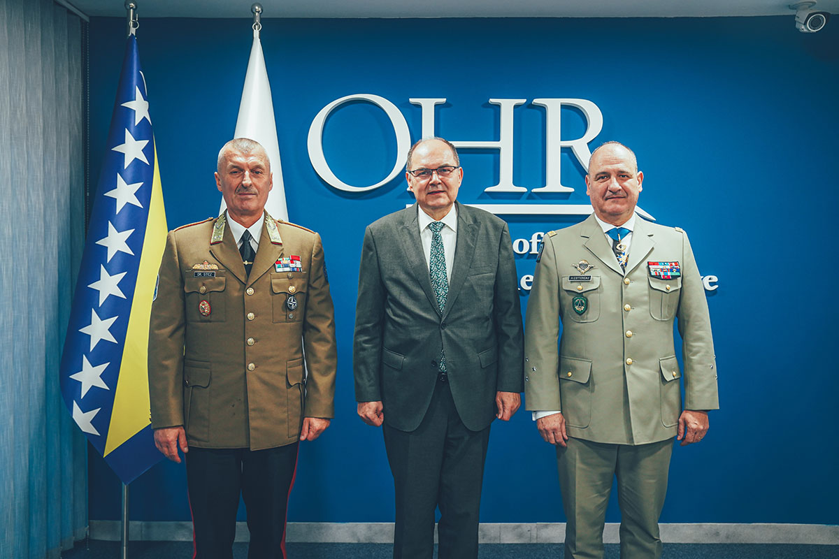 Operation Commander visits EUFOR