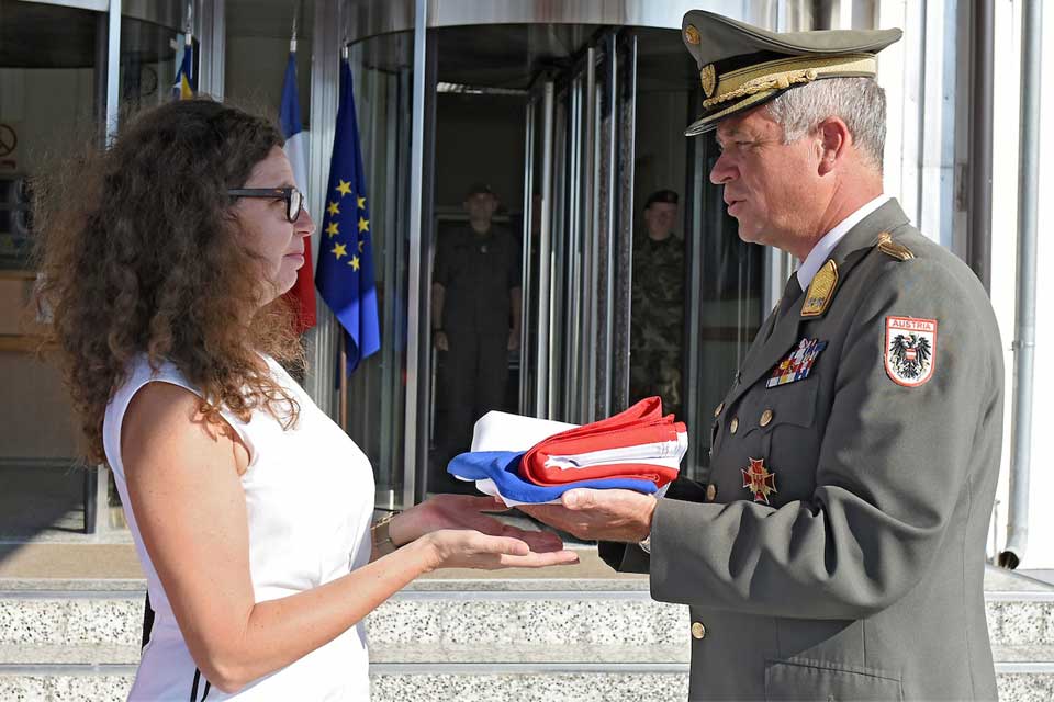 EUFOR flag lowering ceremony recognises French troops