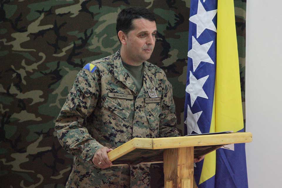 AFBiH Colonel MRKOVIĆ briefs Commander (COM) of EUFOR Major General Friedrich SCHRÖTTER on the KRUPA Ammunition Storage Site.