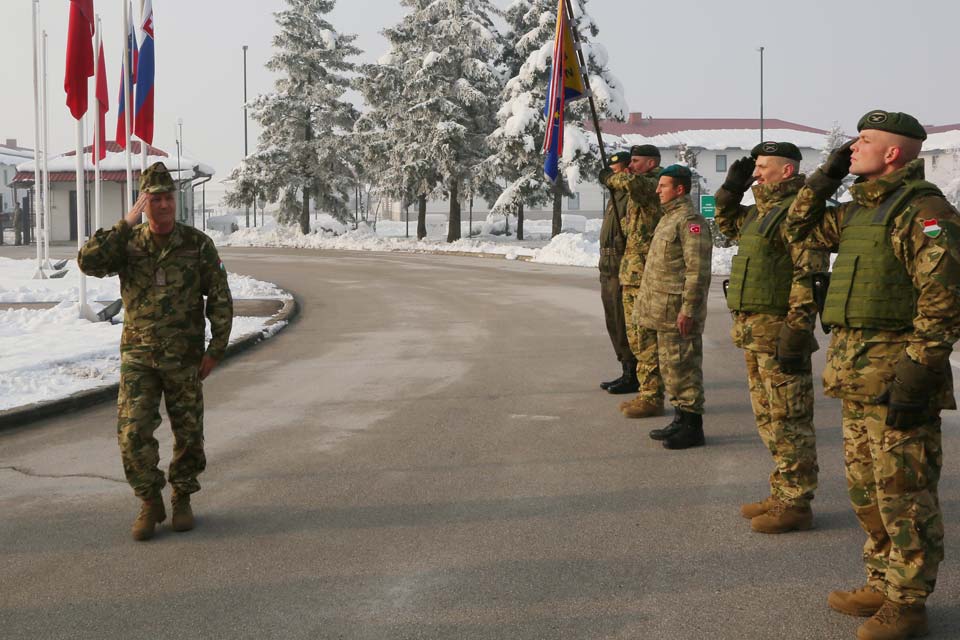 General Tibor Benkő visited HQ EUFOR