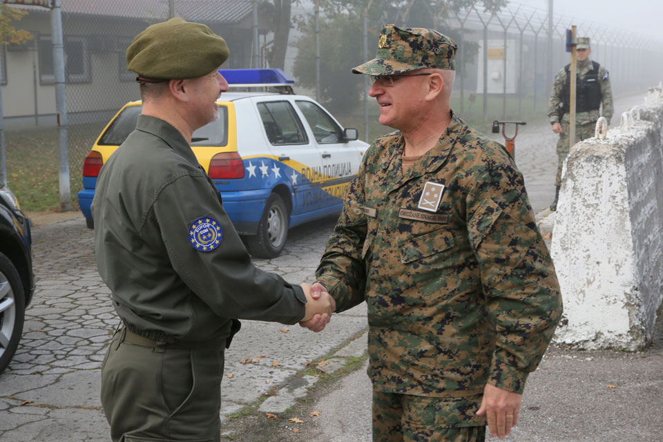 COMEUFOR visits AFBiH 5th Brigade